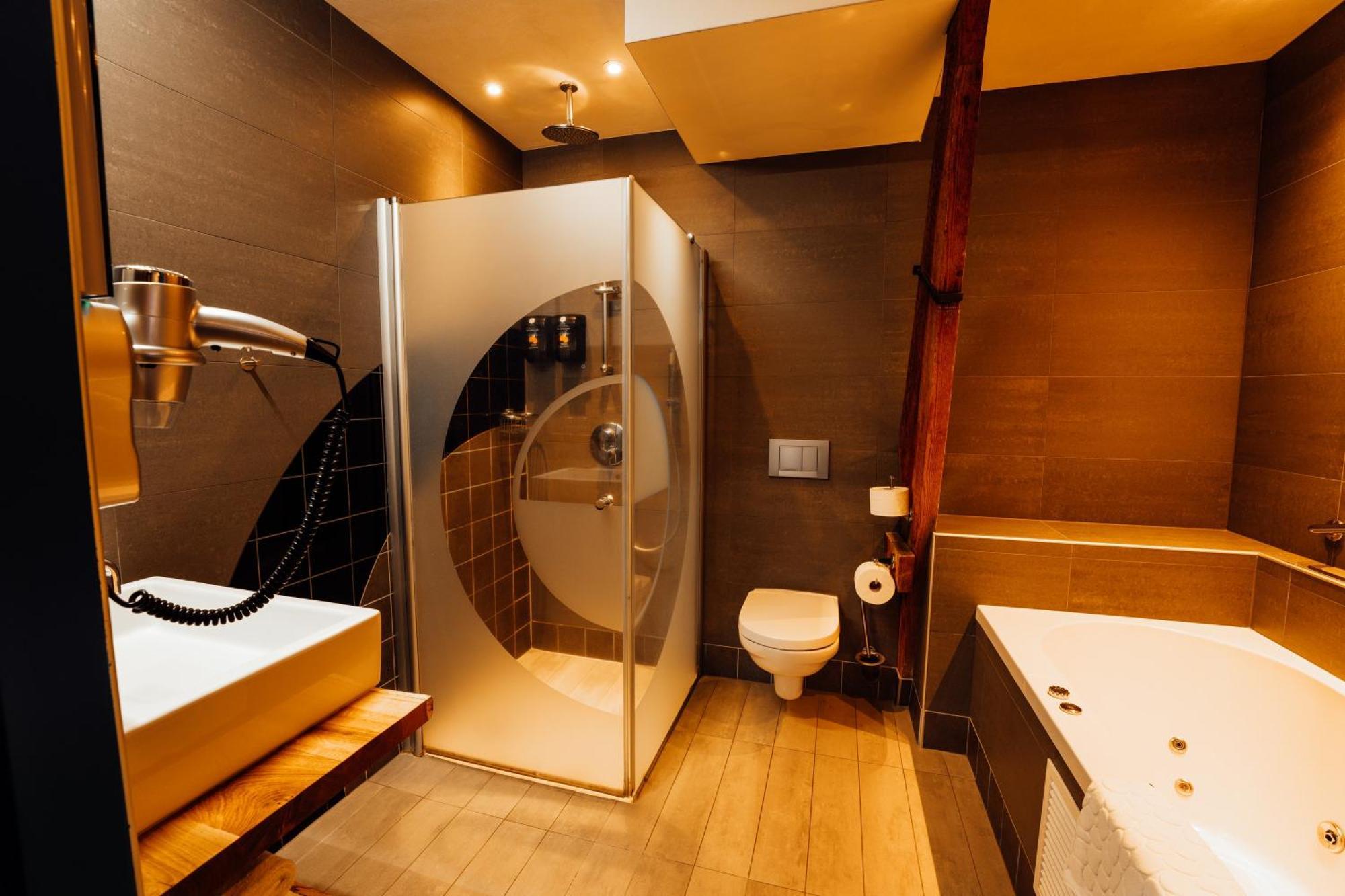 Boutique Hotel, Restaurant & Wellness Westerburcht Вестерборк Экстерьер фото